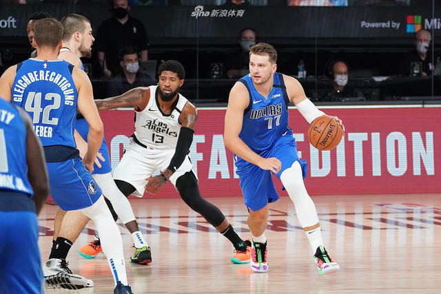 缺少中路 缺少中路