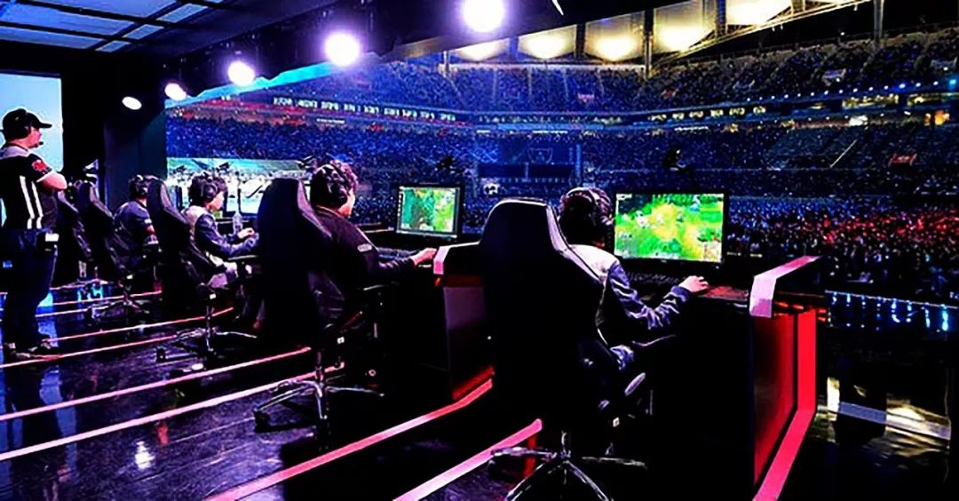 底层都是风 底层都是风